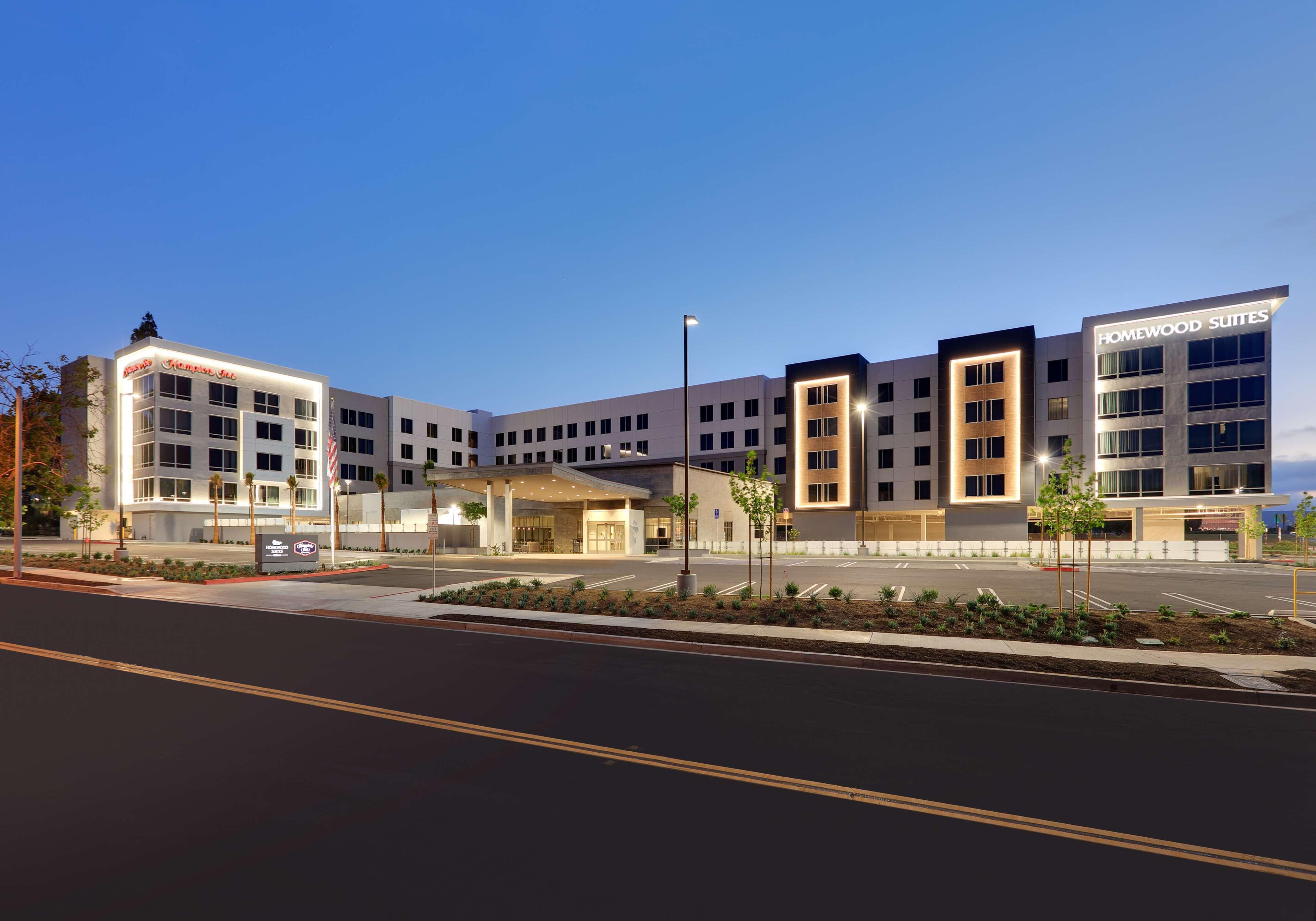 Hampton Inn By Hilton Irvine Spectrum Lake Forest Exterior photo